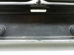 GRADE CENTRAL INFERIOR PARACHOQUE HILUX 2019 A 2020