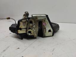 FECHADURA PORTA TRASEIRA ESQ COROLLA 03 A 08 HILUX SW4 06/15