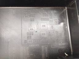 TAMPA CAIXA DE FUSÍVEIS PEUGEOT 208 1.0 2020 A 24