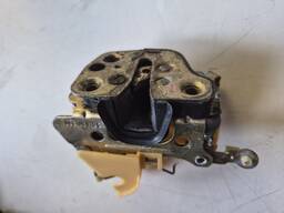 Fechadura Porta Dianteira Esquerda Corsa 1996 a 2016 Classic