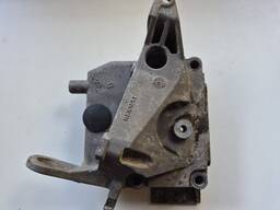 Suporte coxim direito motor superior clio 1.0 8v