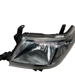 Farol Esquerdo Hilux 2012 a 2015