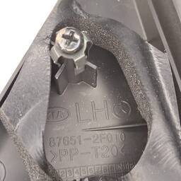 ACABAMENTO RETROVISOR ESQUERDO INTERNO CERATO 2009