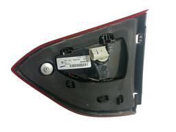 LANTERNA TRASEIRA ESQUERDA SPIN 2019/24 BORDA VERMELHA MALA