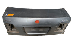 TAMPA TRASEIRA COM FURO CHAVE CIVIC 1999 2000 PRATA