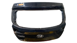 TAMPA TRASEIRA S/ FURO CHAVE HB20 HATCH 2012 A 2019 PRETO