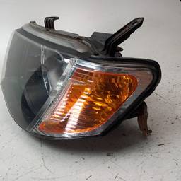 FAROL ESQUERDO L200 TRITON 2008 A 2017 PISCA AMBAR