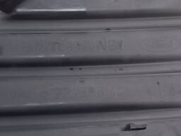 GRADE MOLDURA MILHA ESQUERDO FOCUS 2010 A 2013