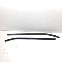 KIT PESTANA PORTA TRASEIRA ESQUERDA EXT. MOBI 2017/