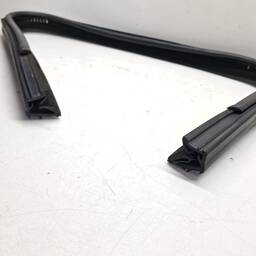 GUARNIÇÃO PORTA TRASEIRA ESQUERDA MOBI 2017 2018/