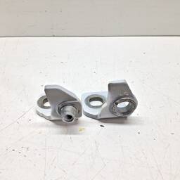 PAR DOBRADIÇA PORTA DIANTEIRA ESQUERDA MOBI 2017/ STRADA 20/