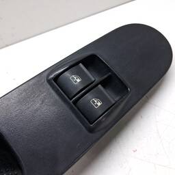 BOTÃO VIDRO ELÉTRICO DIANTEIRO ESQU MOBI 2017/ STRADA 2020/