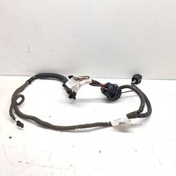 CHICOTE PORTA DIANTEIRA DIREITA MOBI 2017/ STRADA 2020/ 