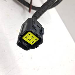 CHICOTE PORTA DIANTEIRA DIREITA MOBI 2017/ STRADA 2020/ 