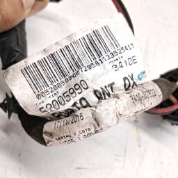 CHICOTE PORTA DIANTEIRA DIREITA MOBI 2017/ STRADA 2020/ 