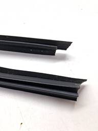 KIT PESTANA PORTA DIANTEIRA DIREITA MOBI 2017/ STRADA 2020/