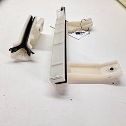 GUIA VIDRO PORTA TRASEIRA ESQUERDA MOBI 2017 2018/