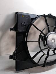 DEFLETOR RADIADOR HB20 1.0 3CC 2020 A 2022 DETALHE