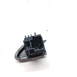 BOTÃO PISCA ALERTA CAPTUR DUSTER 2017 A 2020