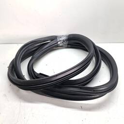 BORRACHA PORTA TRASEIRA ESQUERDA (CARROCERIA) MOBI 2017/