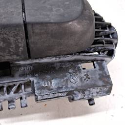 MAÇANETA TRASEIRA ESQUERDA RENEGADE 2017/