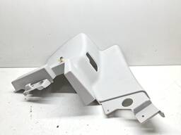 ACABAMENTO SUPORTE BAGAGITO LADO ESQUERDO MOBI 2017/DETALHE