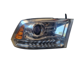 Farol Direito Ram 2500 2016 a 2018 1500 Classic 2022 2023