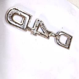 EMBLEMA D 4 D HILUX 2005 