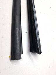 PESTANA PORTA TRASEIRA DIREITA EXT. KA 2015 2016 A 2021