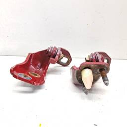 DOBRADIÇA PORTA TRASEIRA ESQUERDA FORD KA 2015 A 2021