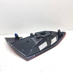 LANTERNA TRASEIRA DIREITA HB20 HATCH 2020 A 2022 (MALA)