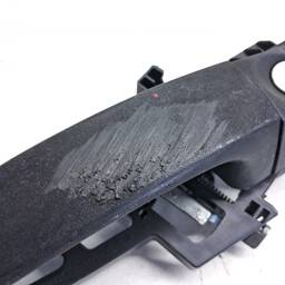 MAÇANETA EXTERNA DIANTEIRA ESQUERDA FORD KA 2015 A 2021