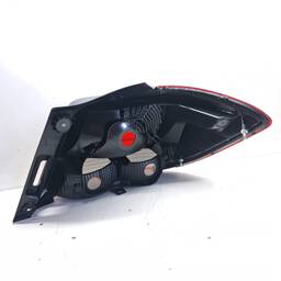 LANTERNA TRASEIRA ESQUER ONIX 13/16 LT LTZ / JOY ATÉ 19 FUME