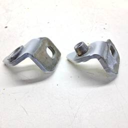 DOBRADIÇA PORTA TRASEIRA DIREITA MOBI 2017/ 