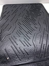 JOGO TAPETES TRASEIRO MOBI 2017 2018 2019 2020 2021/