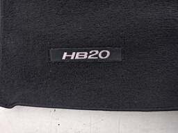 TAPETE CARPETE DIANTEIRO DIREITO HB20 2013 2014 2015 A 2019