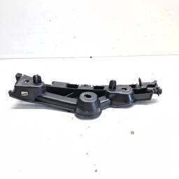 GUIA PARACHOQUE DIANTEIRO DIREITO SANDERO 15/ LOGAN 14/2020