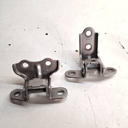 DOBRADIÇA PORTA TRASEIRA ESQUERDA HB20 2013 A 2019