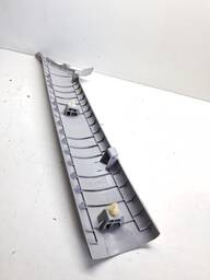 ACABAMENTO COLUNA DIANTEIRA DIREITA HB20 2013 A 2019