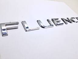 EMBLEMA LETRAS TAMPA TRASEIRA FLUENCE 2011 A 2018