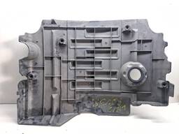 TAMPA SUPERIOR MOTOR DISCOVERY 3 2.7 2005 A 09 C/AVARIA