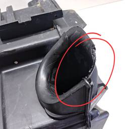 CAIXA RESSONADORA PEGEOUT 307 207 2001 A 2008 DETALHE