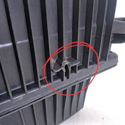 CAIXA FILTRO AR COMPASS TORO RENEGADE 2016/21 DETALHE