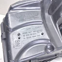 CAIXA FILTRO AR RENAULT FLUENCE 2.0 AUT 2012 A 15 DETALHE