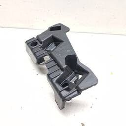 GUIA PARACHOQUE TRASEIRO ESQUERDO FLUENCE 2011 2012 A 2018