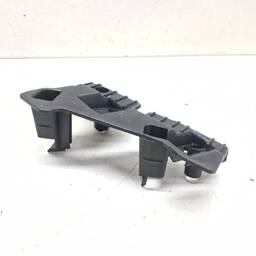 GUIA PARACHOQUE TRASEIRO DIREITO FLUENCE 2011 2012 A 2018