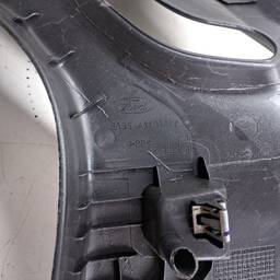 ACABAMENTO COLUNA TRASEIRA ESQUERDA FORD KA HATCH 2015 A 21