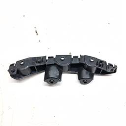 Guia Parachoque Dianteiro Esquerdo Duster 2021/