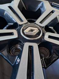  RODA ARO 17 DUSTER ICONIC 2014 A 2025 C/PNEU 215/60 R17 