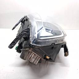 FAROL DIREITO DUSTER LED  2021/ RECUPERADO 